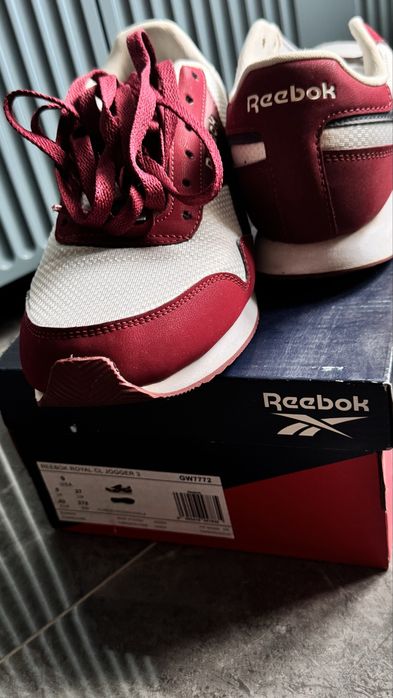 Reebok кроссовки ночти новые