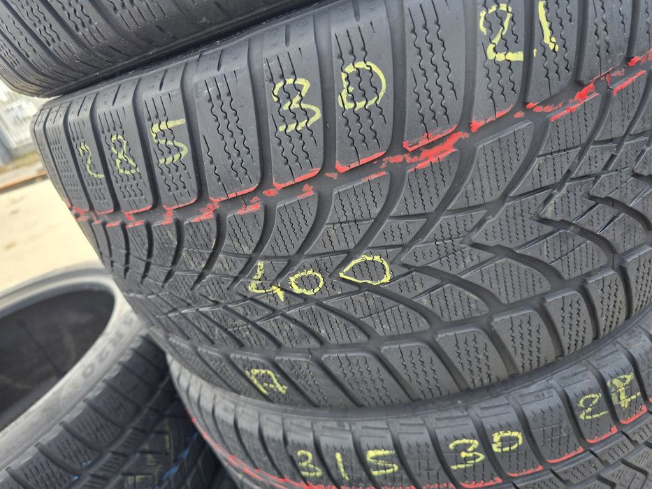 285 30 21 Dunlop m+s