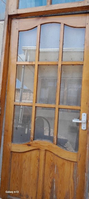 Yoģoch eshiklar 2ta narxi kelishiladi