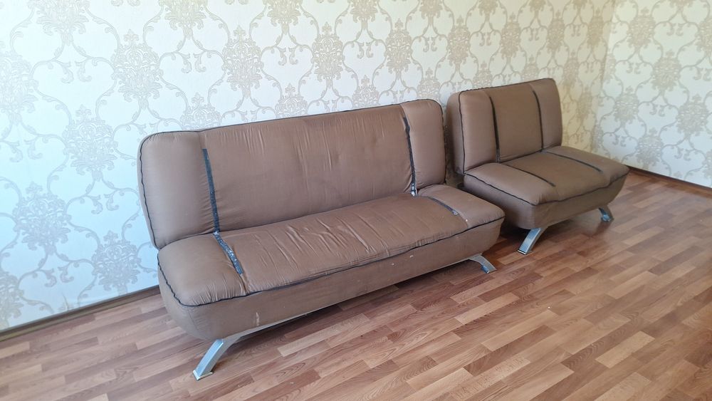 Диван, два кресла