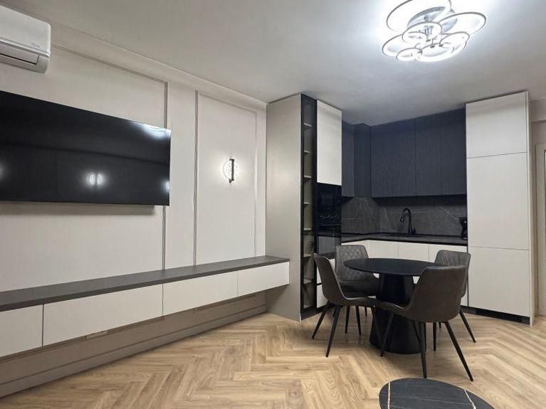 Двустаен апартамент в ж.к. Красно село.