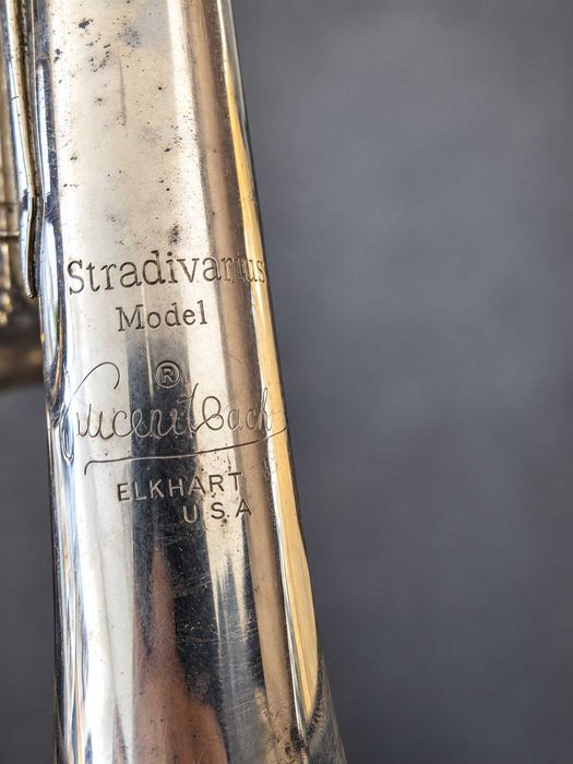 Професионална тромпета Vincent Bach Stradivarius – Elkhart USA, с оригинален куфар