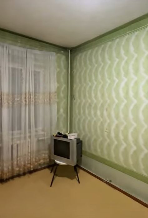 Себзорда 3 хонали Уй сотилади.Узимники.