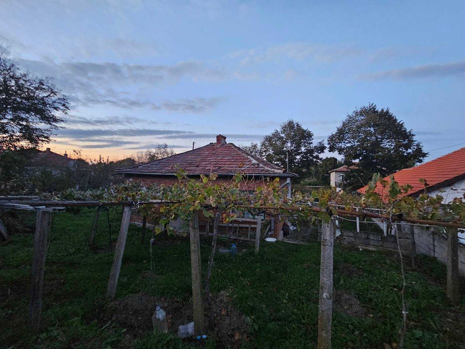 Продава се Къща в с. Ново Оряхово, Област Варна - 100 кв.м за 440 €/кв.м - Снимка #3