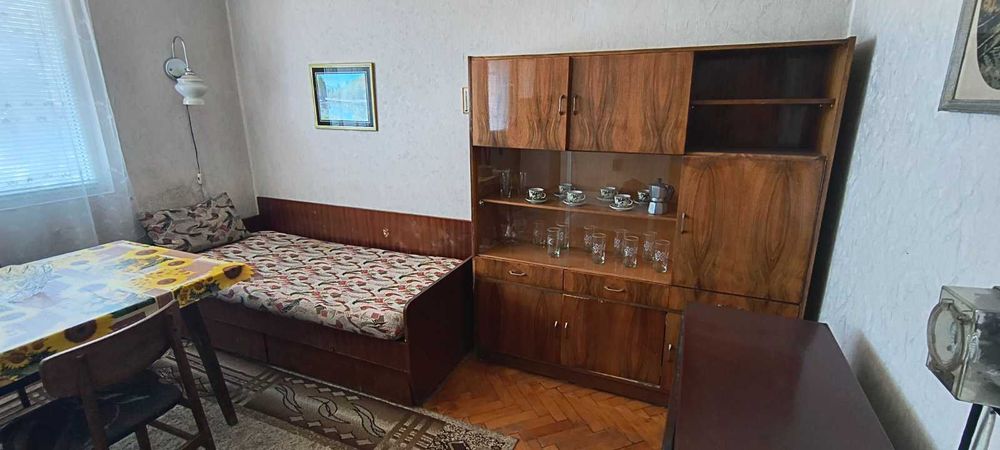 Запазени стари мебели