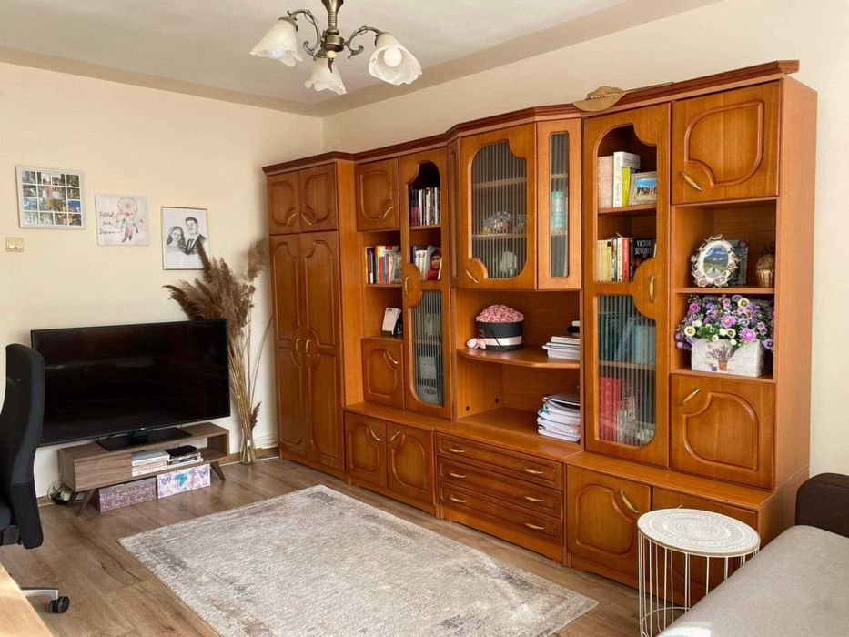 Vând apartament 2 camere