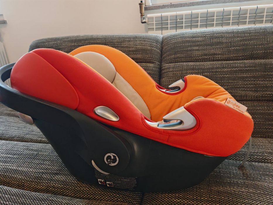 Scoică Cybex Aton Q i-size cu cadou