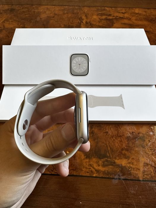 iWatch 8/45 98% starlight