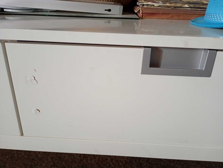 Шкаф за телевизор на ИКЕА