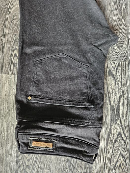 Zara-pantaloni imitație piele,blug