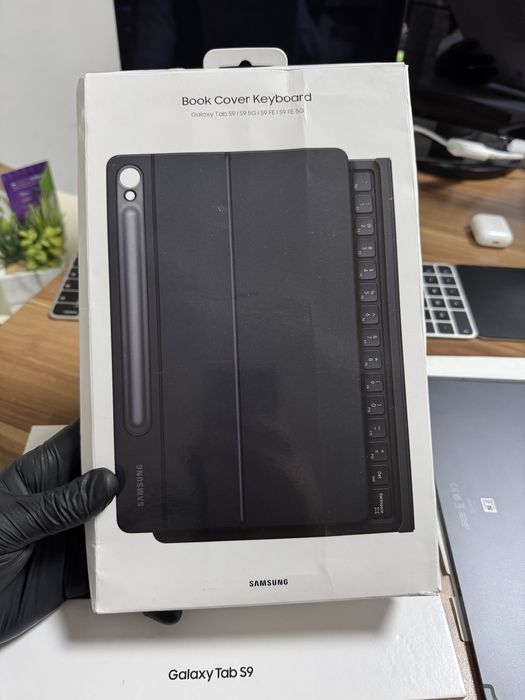 Samsung Galaxy Tab S9 / 128 GB / 8 Gb RAM / Black / Nouă |