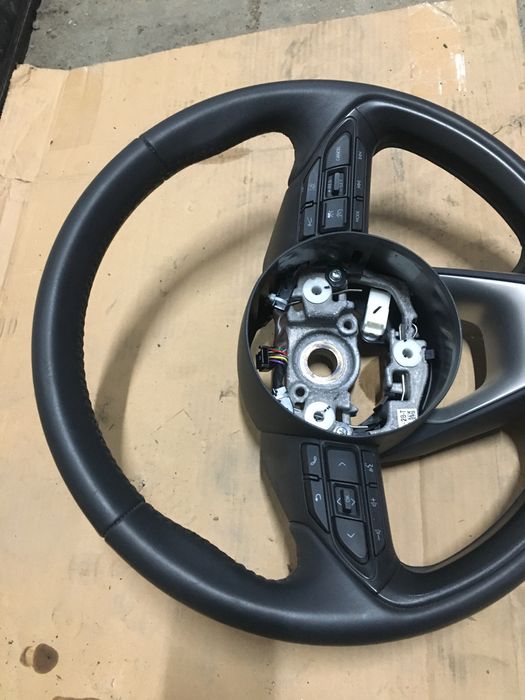 Volan Toyota Yaris/Mazda 2. 2020-2024