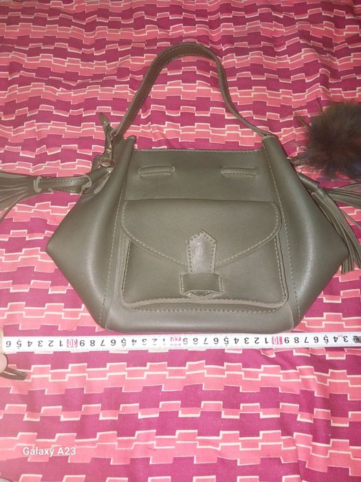 Сумкалар сотилади