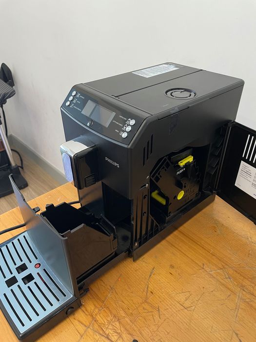Кофемашина PHILIPS
