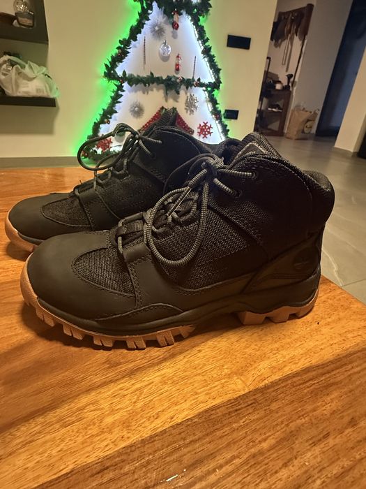 Ghete Timberland noi marine 36