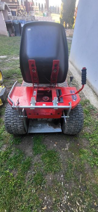 Tractoras de tuns gazon