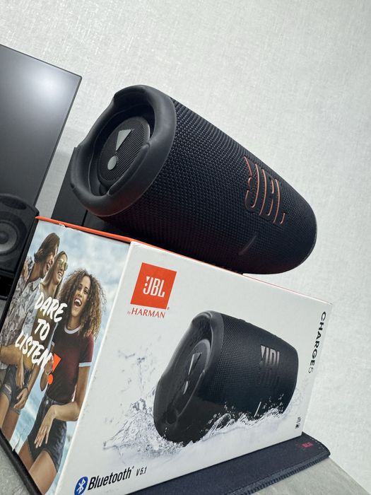 Портативная колонка JBL Charge 5 черный