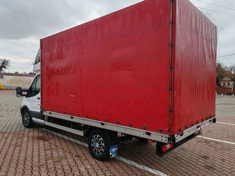 Ford transit cu prelata de 8 paleti