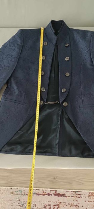 Costum mire ceremonie model deosebit