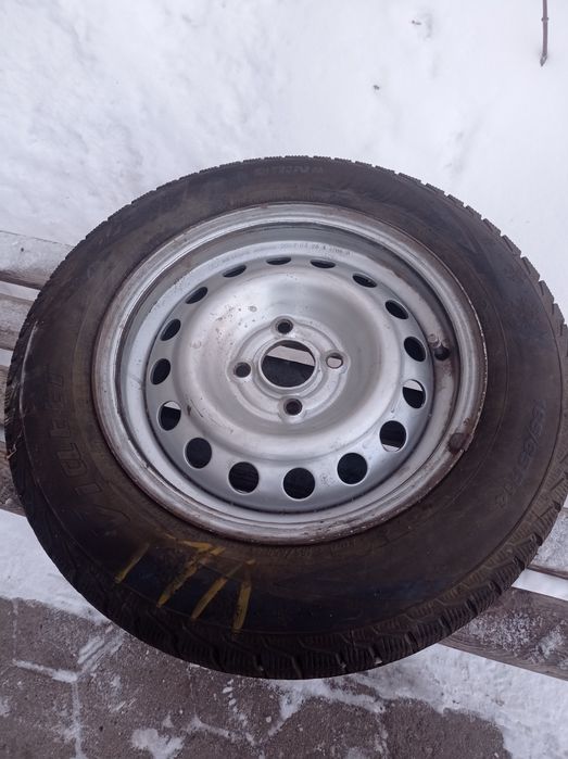 Диски с резиной R14 4*100 на Volkswagen