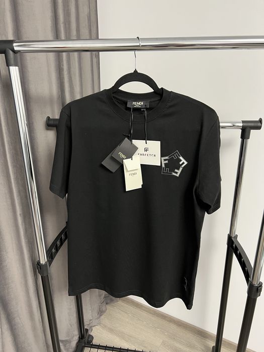 Tricou FENDI super calitate