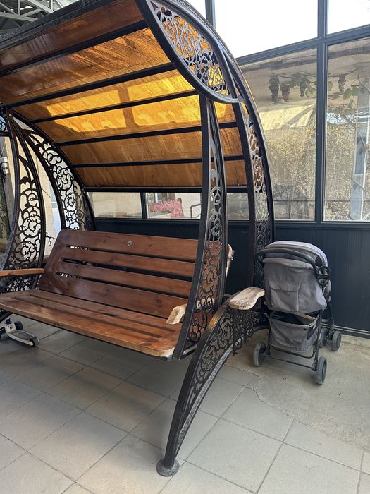 Кресло-качели с навесом