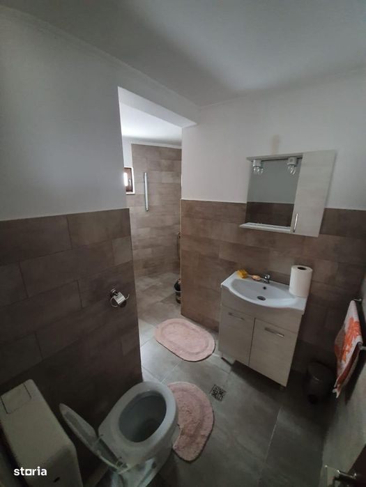 SALATRUC-VAMA-SUCEAVA- casa pretabila locuita sau cabana