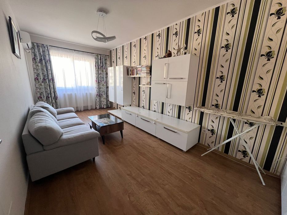Inchiriez apartament ultracentral 2 camere 70mp bloc nou