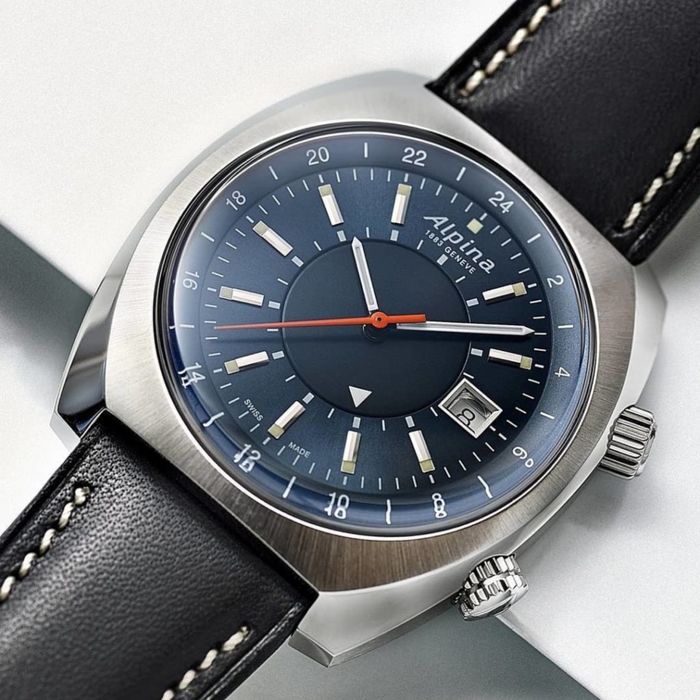 Швейцарские часы Alpina, механика с функцией GMT