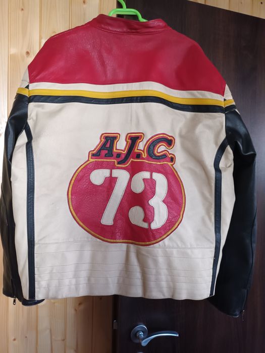 Vând greaca și manusi moto