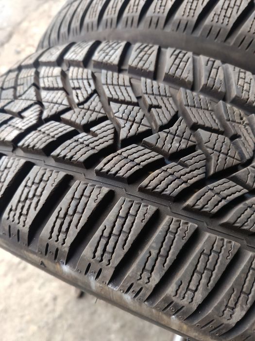 Зимни гуми -2022г.-16цола-205/55-1бр.-45€-."DUNLOP"-като нови
