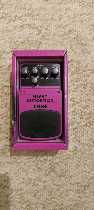Distortion pedal