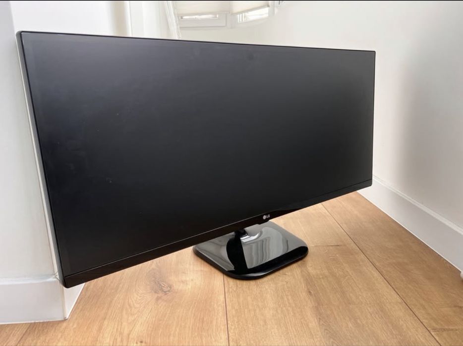 Monitor LG 34UM58