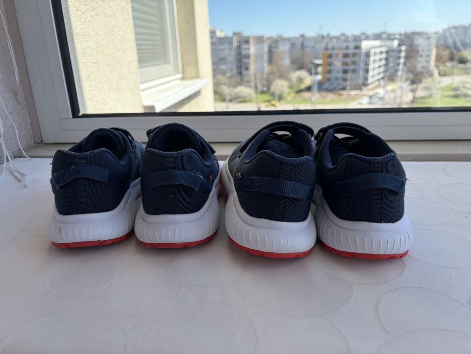 Детски тъмно сини маратонки 35 и 36 номер