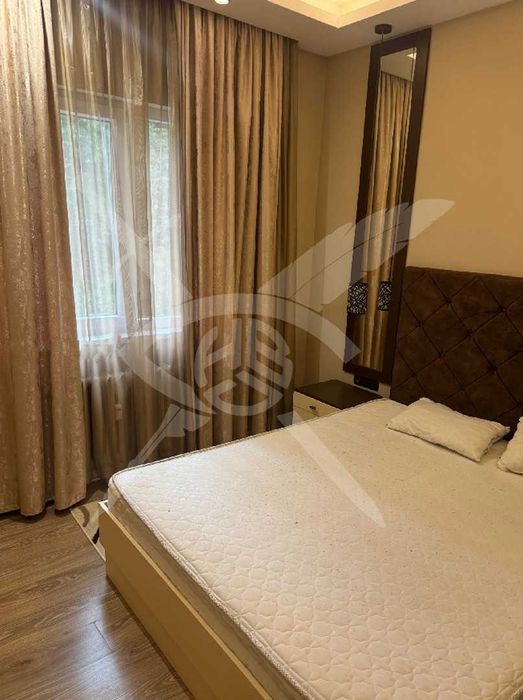 Дава се под наем Двустаен апартамент в София, Център - 55 кв.м за 747.66 € - Снимка #5