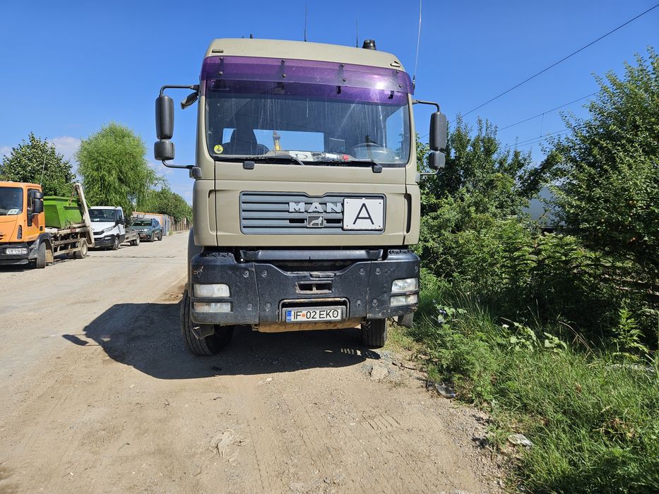 Basculanta 8x4 de vanzare