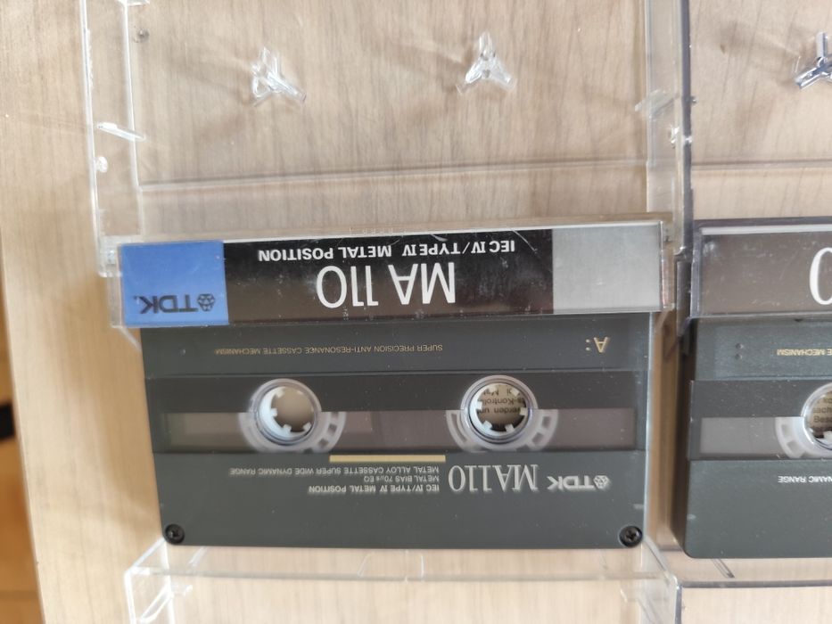 Casete crom și metal