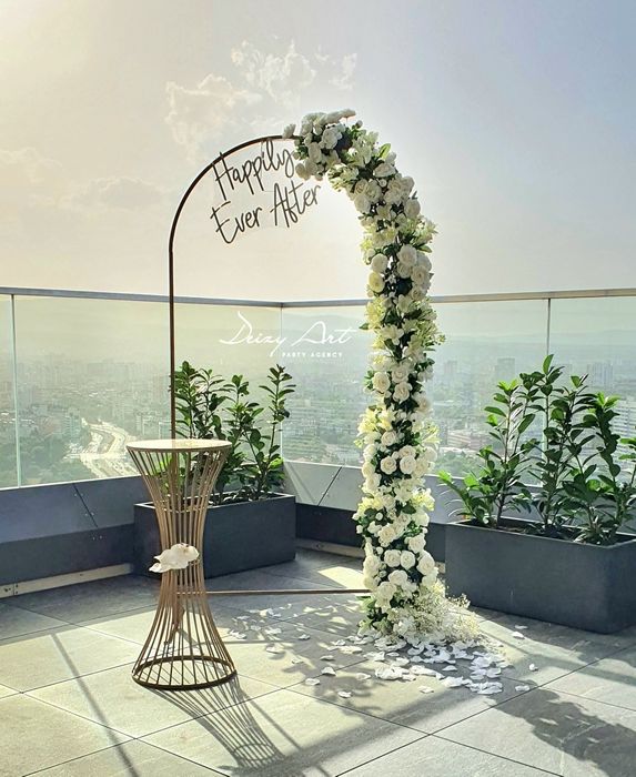 Украса за Сватба,Арка с цветя