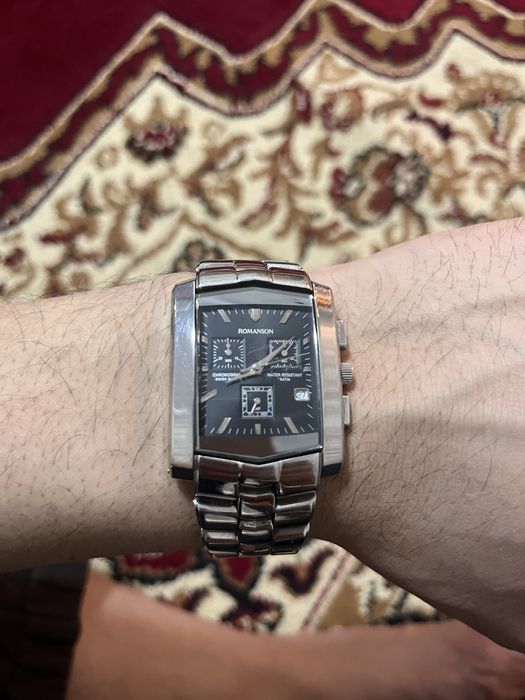 Продам часы Romanson.