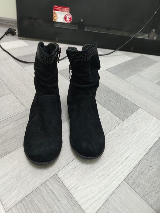 Новая обувь по 5000! Срочно!