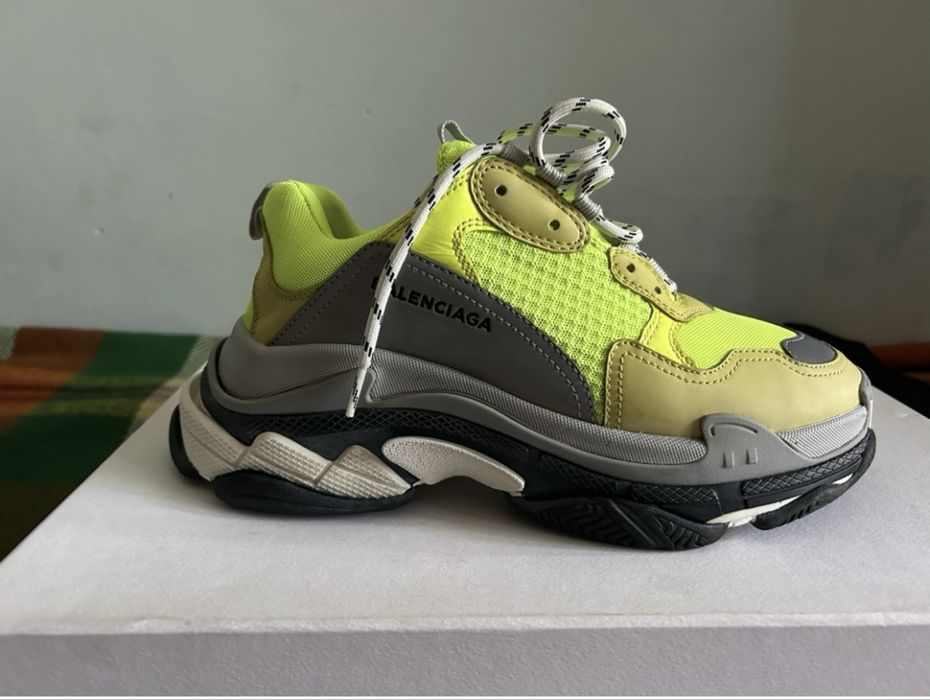 Balenciaga Triple S