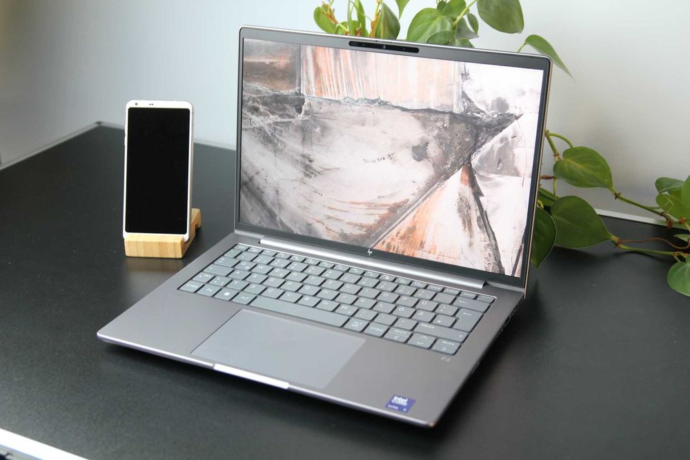 Laptop HP ZBook 8 G1i 14-inch Workstation Intel Ultra 7 255H 32GB Ram Nvidia RTX 500 1TB SSD