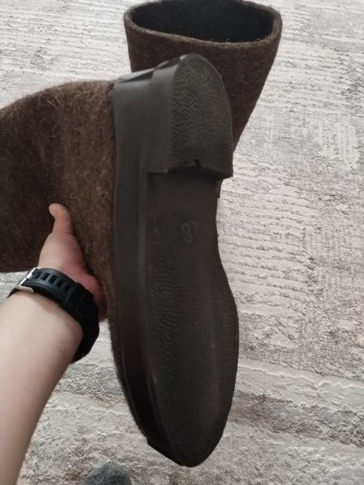 Продам валенки размер примерно 43-44
