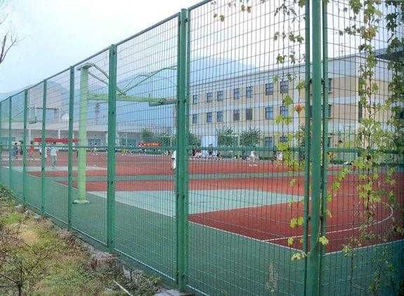 Забор ограждения. В наличии.   Бродского 36 а