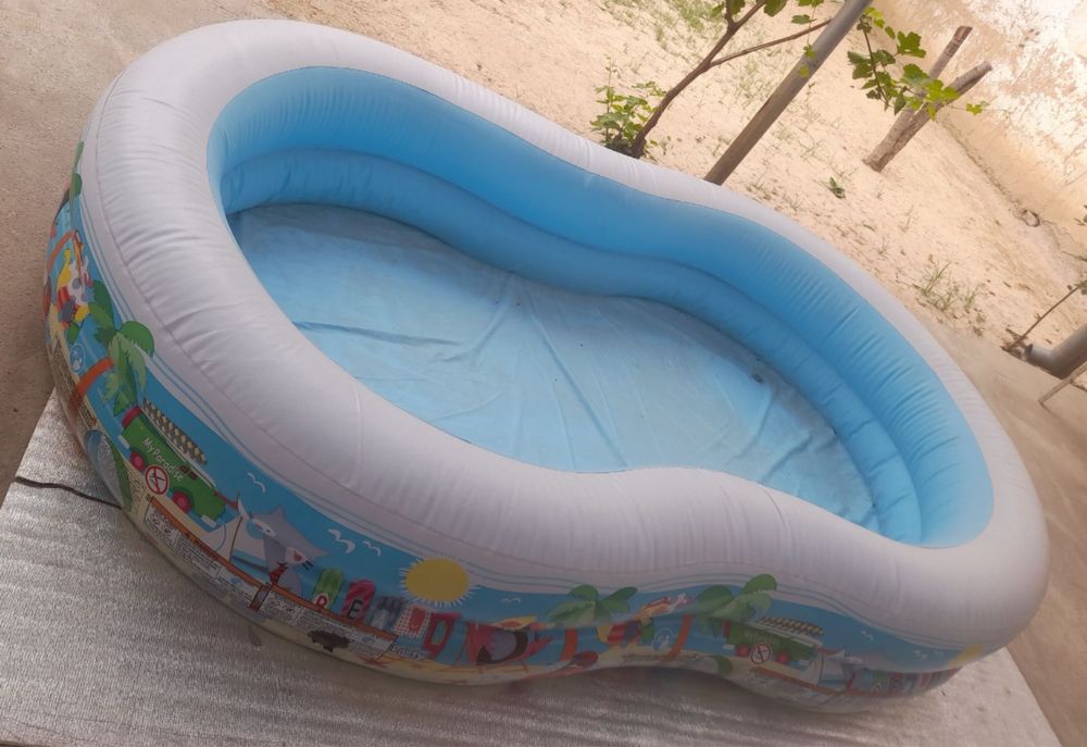 Бассейн надувной срочно