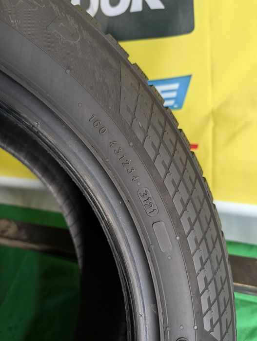 215/55R17 Nokian 6,5-6mm 2021-20 stare foarte buna