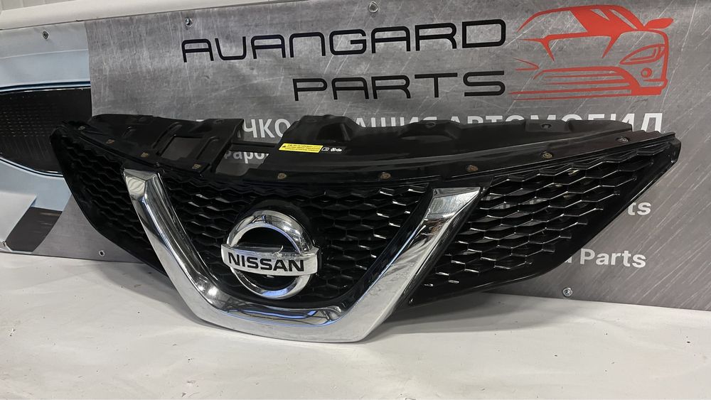 Предна решетка/маска Nissan Qashqai 2 (2013-2021)
