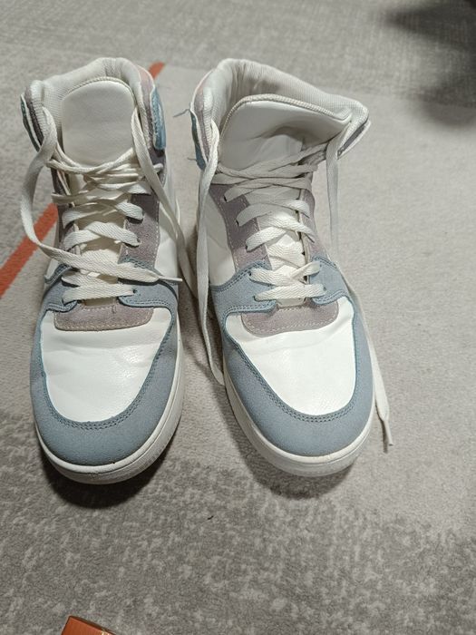 Дамски кецове 40 номер