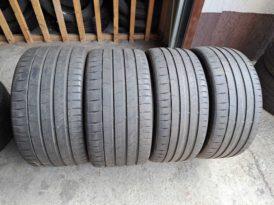 Set anvelope 285/30 R20 cu 245/35 R20 Continental
