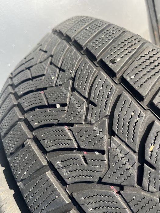 4бр 235/55/19 на 7мм с 17дот